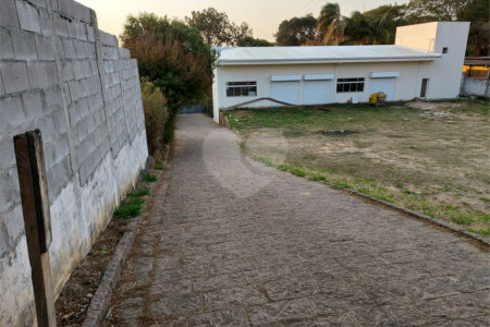Chácara à venda com 2 quartos em Bosque, Vinhedo, SP