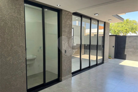 Casa à venda com 3 quartos no condomínio Mearim, São Paulo - SP