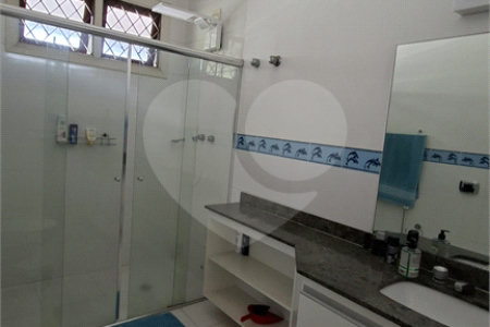 Casa à venda com 5 quartos, sendo 4 suítes, em Butantã, São Paulo, SP