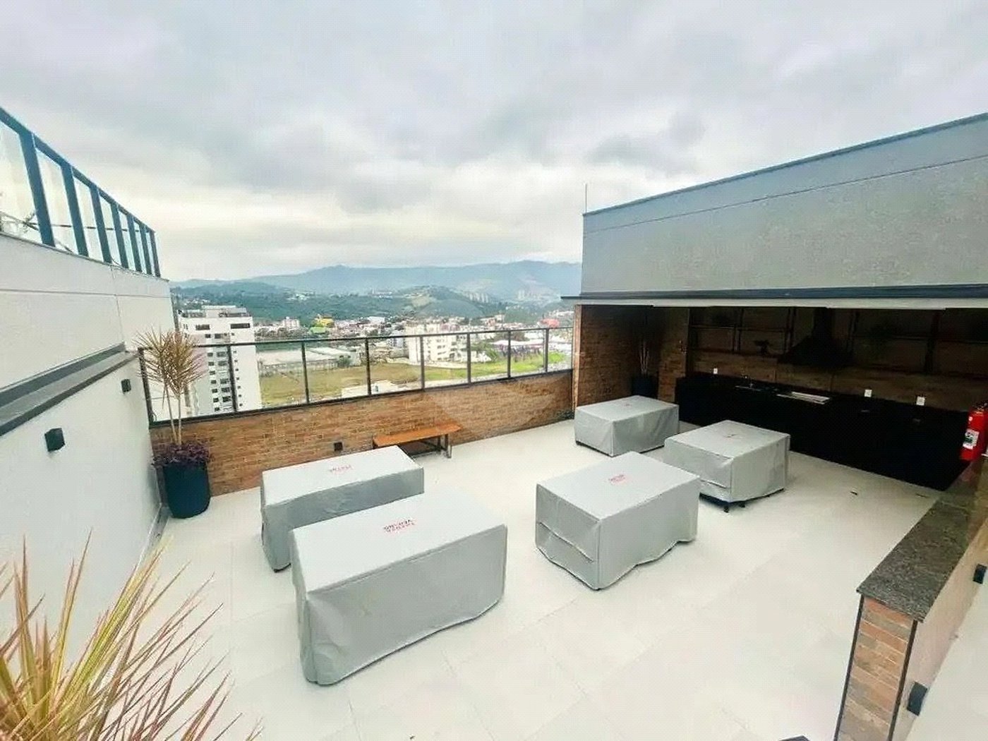 Apartamento à venda com 1 suíte em Atibaia Jardim, Atibaia, SP