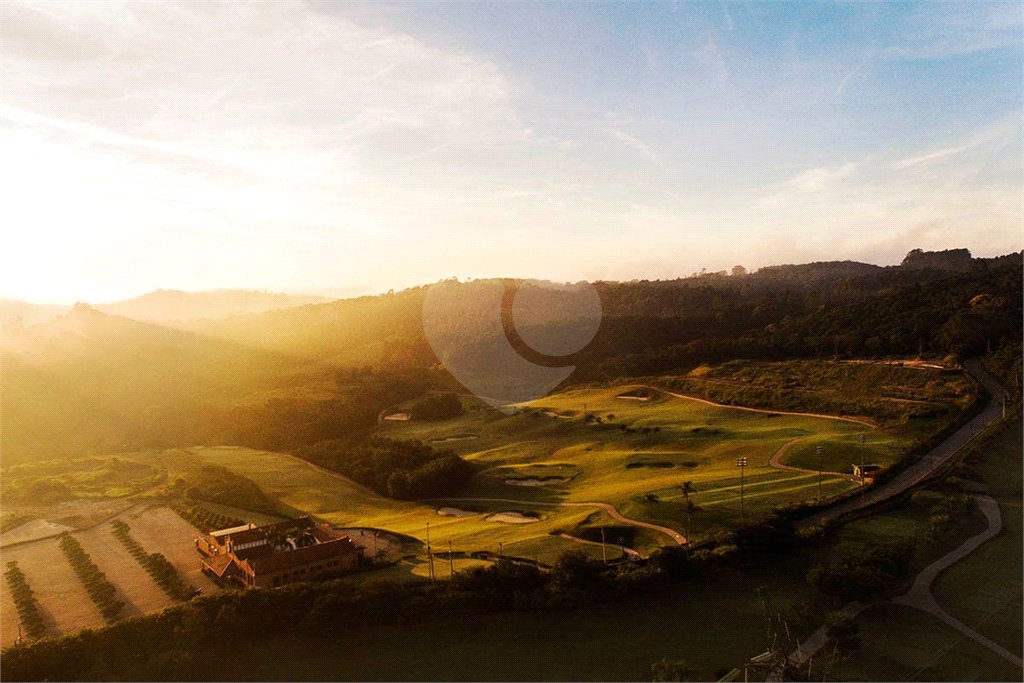 Terreno à venda em Vila Darcy Penteado (mailasqui), São Roque, SP