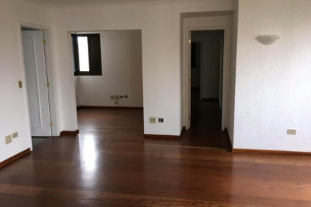 Apartamento à venda com 4 quartos, sendo 2 suítes, em Vila Andrade, São Paulo, SP