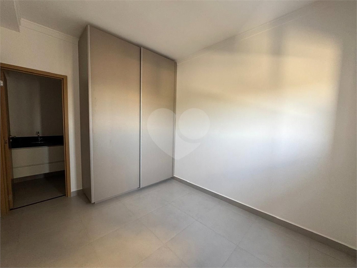 Apartamento à venda com 2 quartos, sendo 1 suíte, em Jardim Sumaré, Ribeirão Preto, SP
