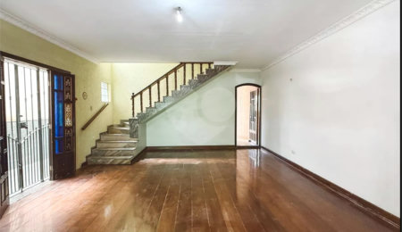 Sobrado à venda com 3 quartos, sendo 1 suíte, em Vila Dom Pedro II, São Paulo, SP