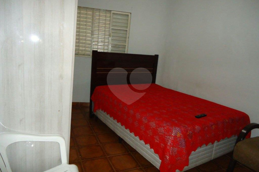 Sobrado à venda com 3 quartos em Tremembé, São Paulo, SP