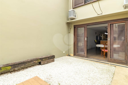 Casa à venda com 3 quartos, sendo 1 suíte, em Jardim Paulistano, São Paulo, SP