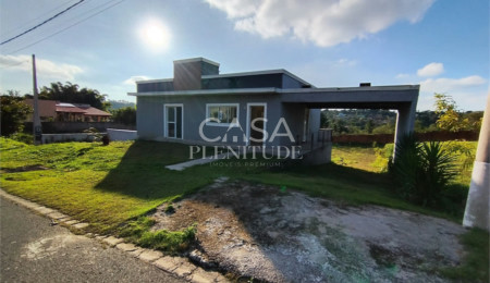 Villagio para alugar com 3 quartos, sendo 2 suítes,  em Village Araçoiaba, Araçoiaba da Serra, SP