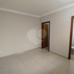 Casa para alugar com 3 quartos, sendo 1 suíte,  em Jardim Itália, Itapetininga, SP