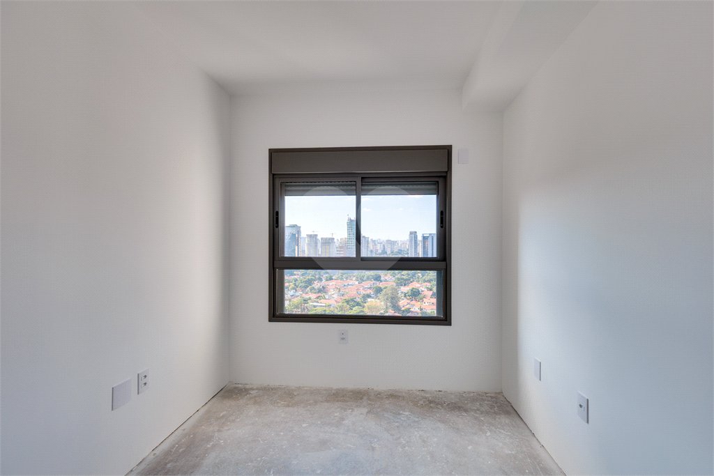 Apartamento à venda com 4 quartos, sendo 3 suítes,  em Brooklin, São Paulo, SP