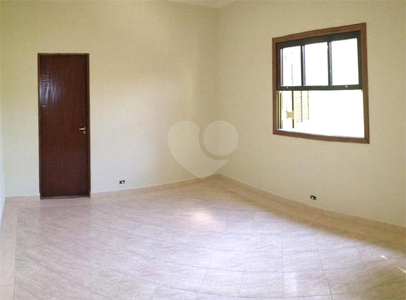 Sobrado à venda com 3 suítes em Vila Mazzei, São Paulo, SP