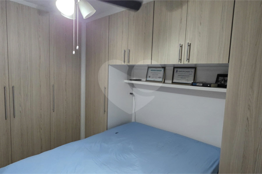 Sobrado à venda com 3 quartos em Santa Terezinha, São Paulo, SP