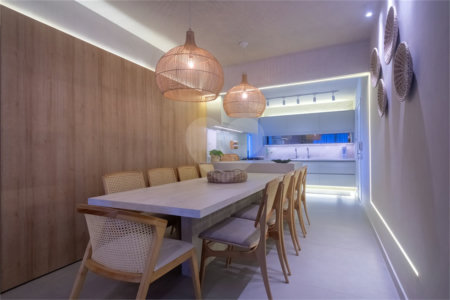 Apartamento à venda com 3 quartos, sendo 1 suíte, em Pitangueiras, Guarujá, SP