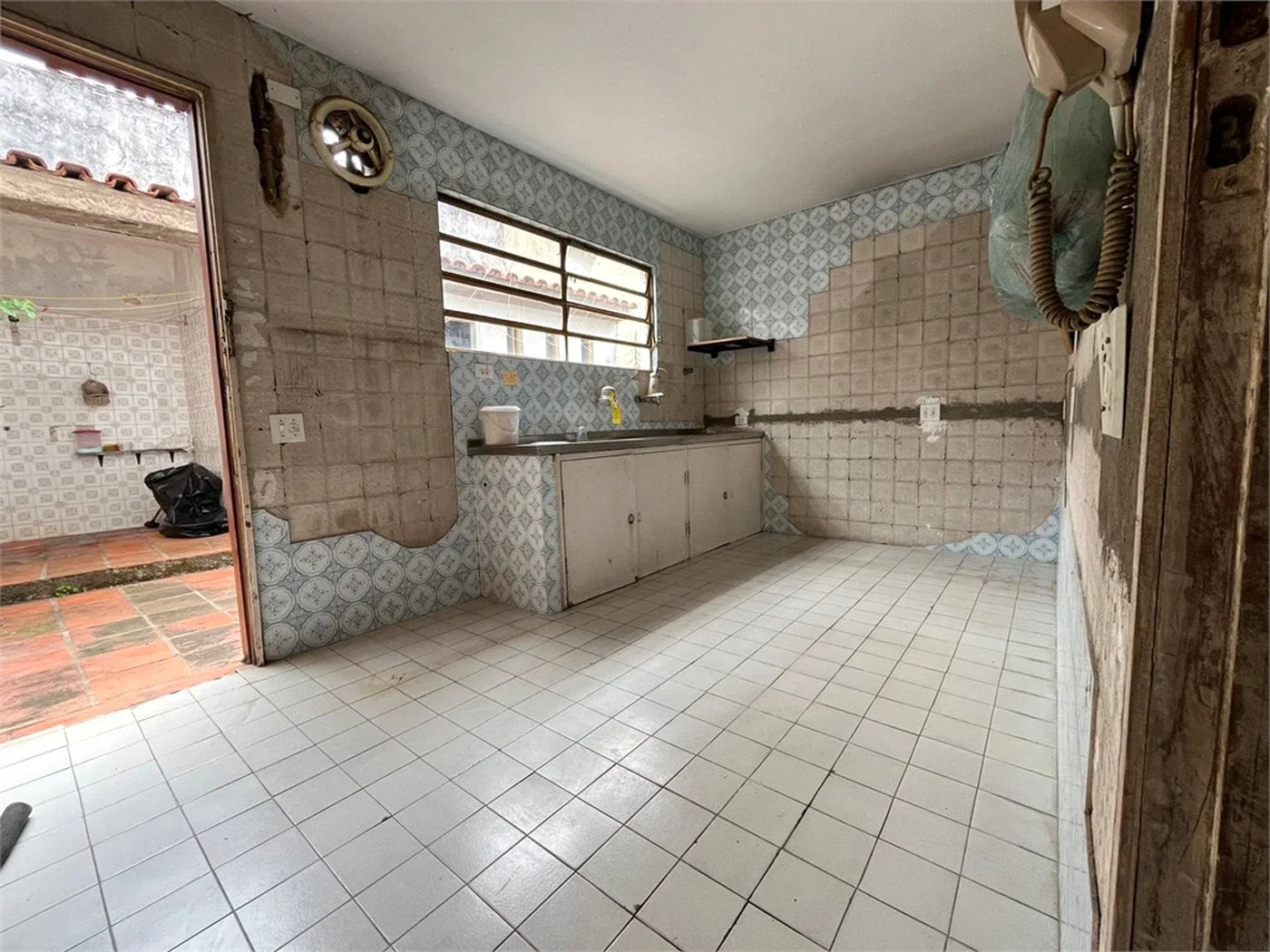 Sobrado à venda com 3 quartos, sendo 1 suíte, em Jardim Colombo, São Paulo, SP