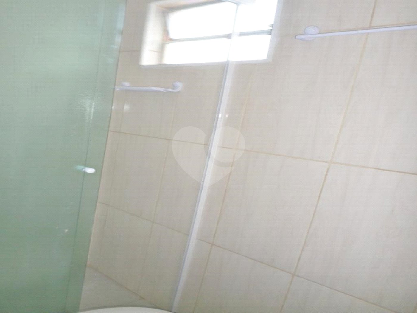 Casa à venda com 6 quartos, sendo 2 suítes,  em Vila Universitária, São Paulo, SP