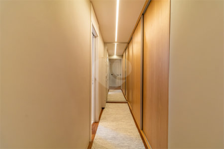 Apartamento à venda com 3 suítes em Vila Olímpia, São Paulo, SP