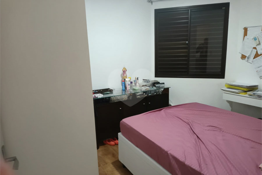 Apartamento à venda com 2 quartos, sendo 1 suíte,  em Chora Menino, São Paulo, SP