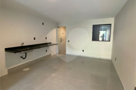 Triplex à venda com 3 suítes em Jacarepaguá, Rio de Janeiro, RJ