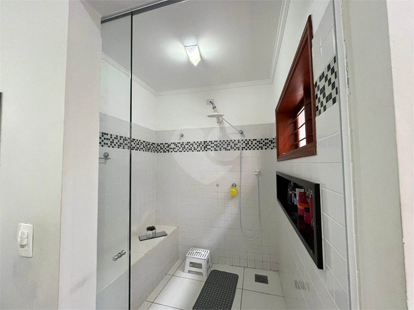 Casa à venda com 3 suítes em Jardim Shangri-lá, Itapetininga, SP