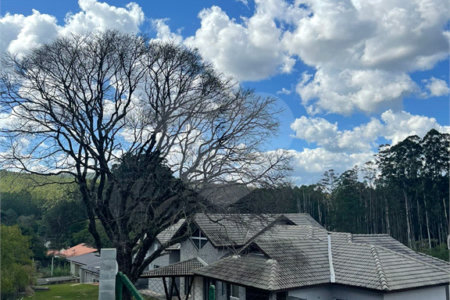 Casa à venda com 4 suítes no condomínio Jardim das Palmeiras, Bragança Paulista - SP