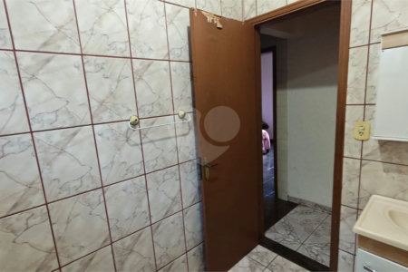 Oportunidade Única no Santa Felícia: Casa 3 dormitórios, Conforto, Espaço de Sobra e a Melhor Localização de São Carlos!