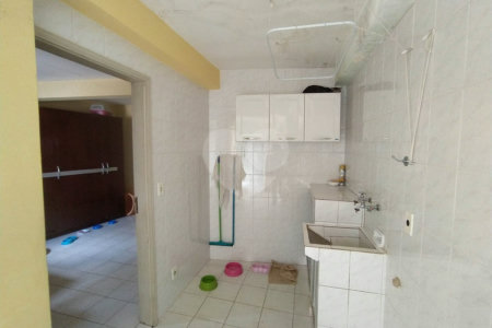 Casa à venda com 6 quartos, sendo 2 suítes, em Chora Menino, São Paulo, SP