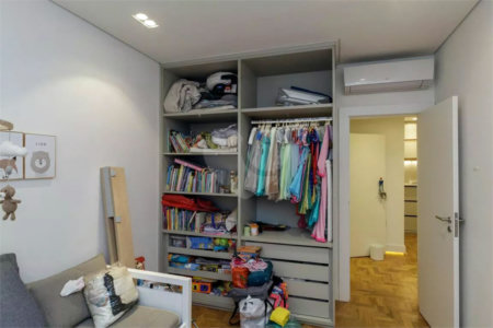 Apartamento à venda com 4 quartos, sendo 2 suítes, em Higienópolis, São Paulo, SP