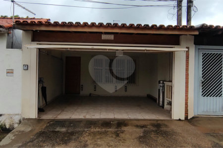 Casa à venda com 3 quartos, sendo 1 suíte, no Centro, Itu, SP