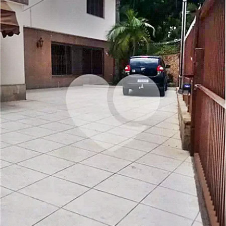 Sobrado à venda com 8 quartos, sendo 5 suítes, em Jardim Franca, São Paulo, SP