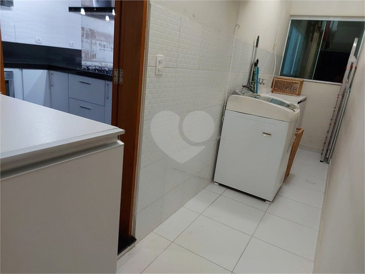 Sobrado à venda com 3 quartos, sendo 1 suíte, em Vila Laís, São Paulo, SP