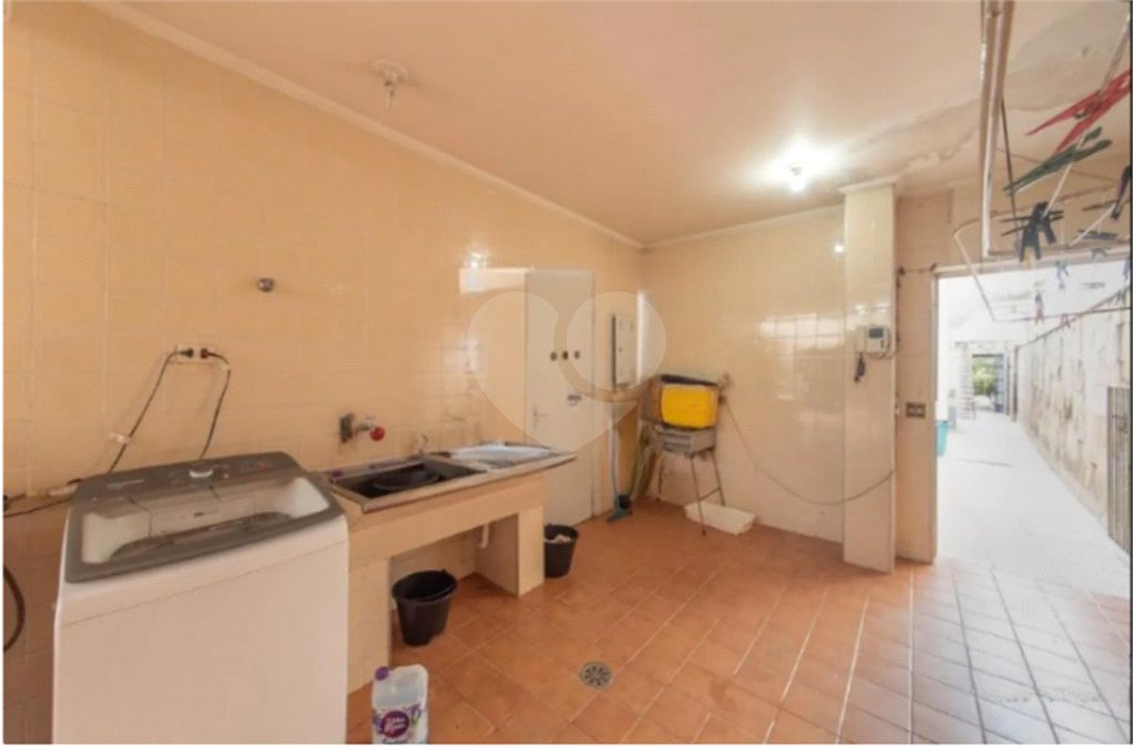 Casa à venda com 5 quartos, sendo 3 suítes, em Vila Santo Estéfano, São Paulo, SP