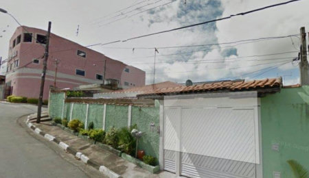 Casa Térrea à venda com 3 quartos, sendo 1 suíte,  em Parque Industrial Cumbica, Guarulhos, SP