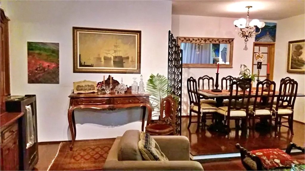 Apartamento à venda com 3 quartos, sendo 1 suíte, em Vila Andrade, São Paulo, SP