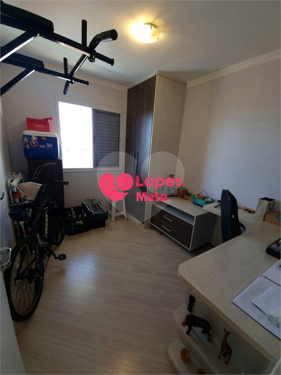 Apartamento à venda com 3 quartos, sendo 1 suíte, em Jardim das Indústrias, São José dos Campos, SP