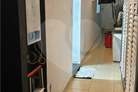 Casa à venda com 3 quartos, sendo 1 suíte, em Vila Cruzeiro, São Paulo, SP