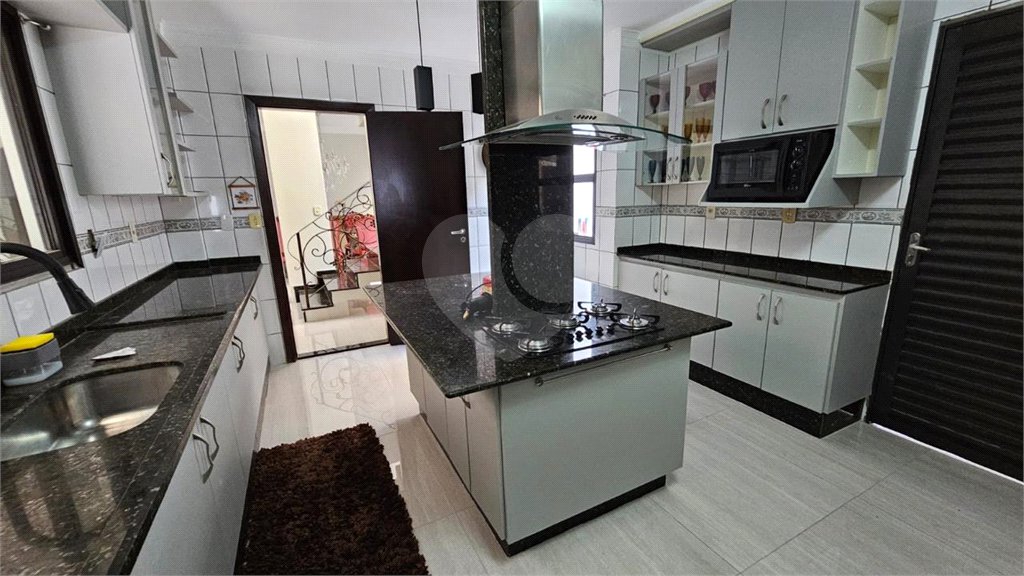 Casa à venda com 5 suítes no condomínio Alphagarden, Cuiabá - MT