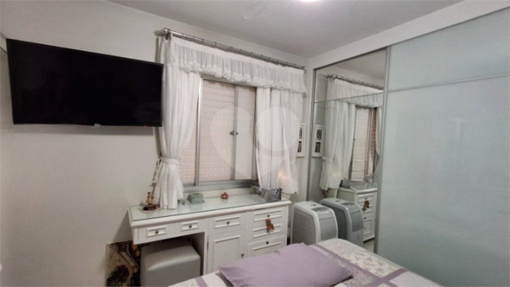 Apartamento à venda com 3 quartos, sendo 1 suíte,  em Indianópolis, São Paulo, SP