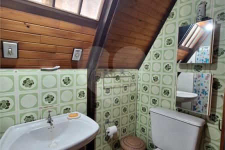 Casa à venda com 3 suítes no condomínio Chácaras do Lago, Vinhedo - SP
