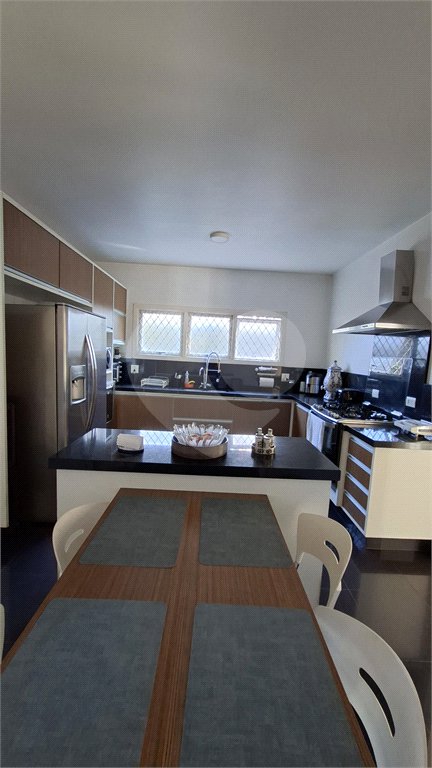 Casa à venda com 5 quartos, sendo 4 suítes, em Butantã, São Paulo, SP