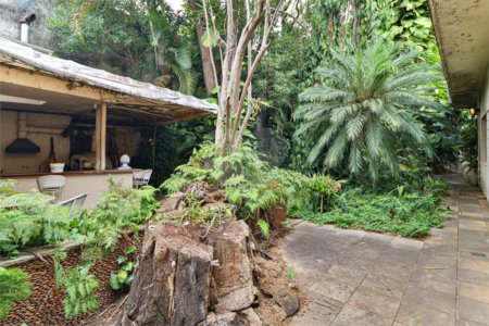 Casa Térrea à venda com 4 quartos, sendo 2 suítes, em Jardim Europa, São Paulo, SP