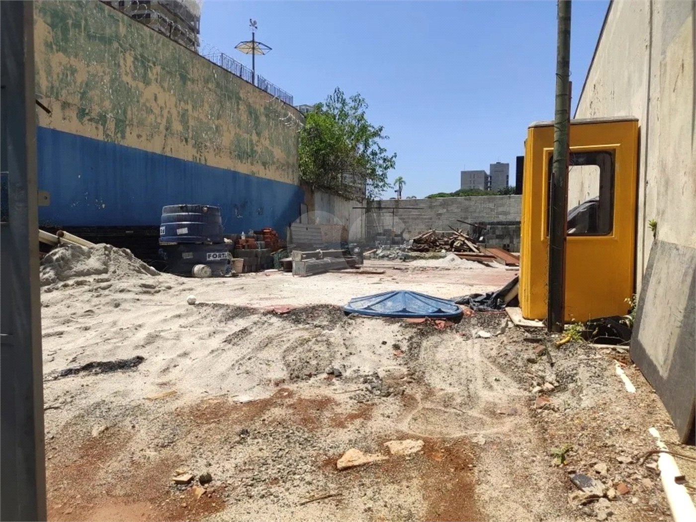 Terreno à venda em Jardim das Acácias, São Paulo, SP