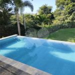 Casa à venda com 4 quartos, sendo 3 suítes, no condomínio Estância Marambaia, Vinhedo - SP