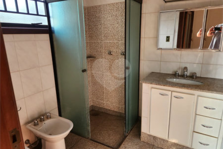 Casa à venda com 3 quartos, sendo 1 suíte, em Jardim Morumbi, Araraquara, SP