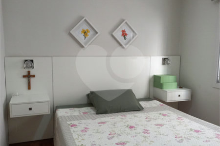 Apartamento à venda com 3 quartos, sendo 2 suítes, em Vila Mariana, São Paulo, SP