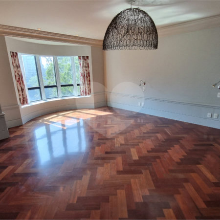 Apartamento para alugar com 6 quartos, sendo 4 suítes,  em Panamby, São Paulo, SP
