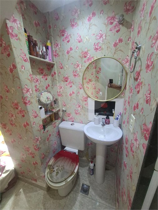 Casa à venda com 2 quartos, sendo 1 suíte, no condomínio Clube Caminho do Park, Rio de Janeiro - RJ