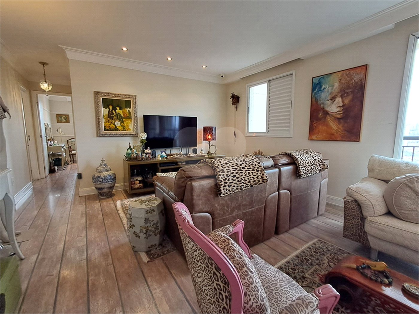 Apartamento à venda com 2 suítes em Vila Romana, São Paulo, SP