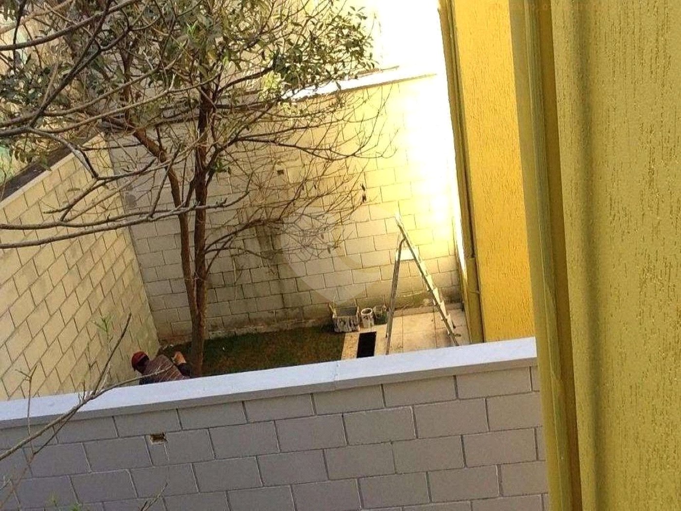 Casa à venda com 3 quartos, sendo 2 suítes, no condomínio Residencial Vegas, São Paulo - SP