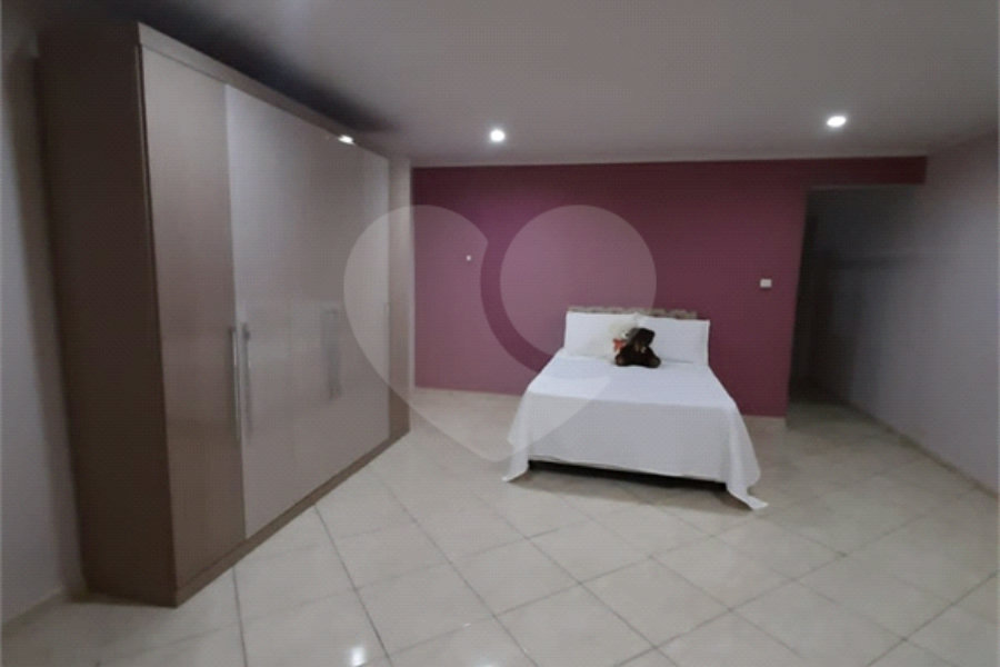 Sobrado à venda com 4 quartos, sendo 1 suíte, em Tremembé, São Paulo, SP