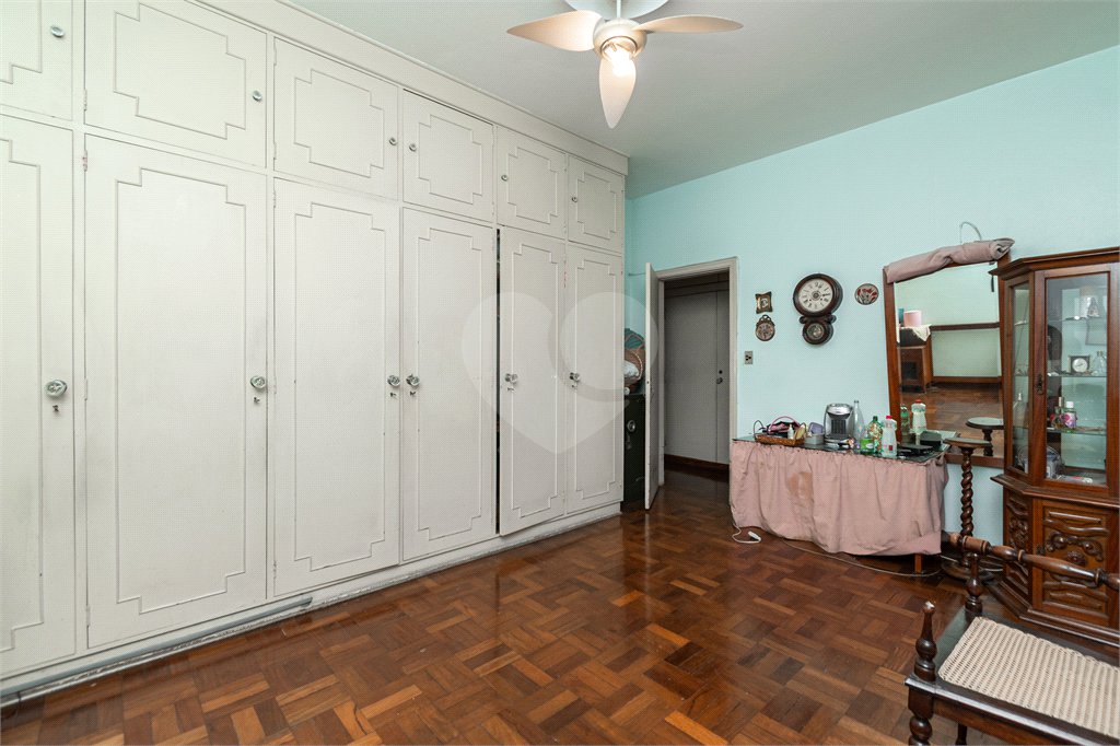 Apartamento à venda com 4 quartos, sendo 1 suíte, em Higienópolis, São Paulo, SP