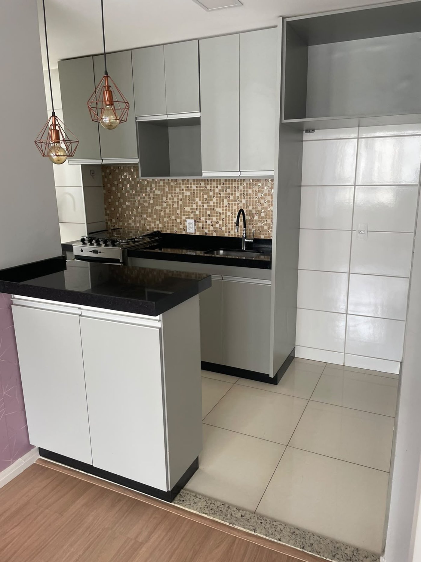 Apartamento para alugar com 2 quartos, sendo 1 suíte, em Jardim das Colinas, Hortolândia, SP